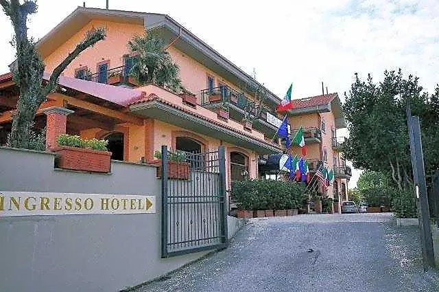Hotel Oc 4*