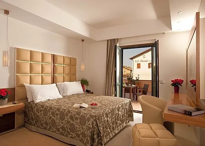 Oc Hotel 4*
